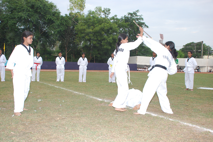 Scindia Kanya Vidyalaya-Karate
