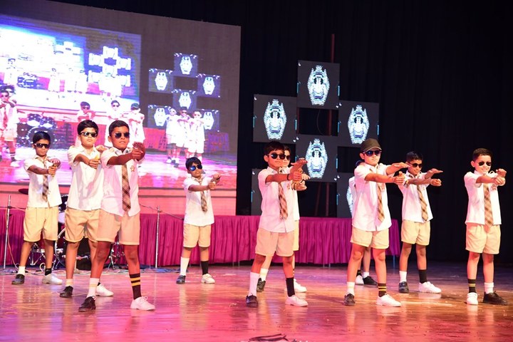 Shemford Futuristic School-Dance Performance