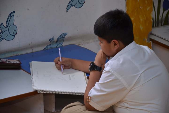 Shemford Futuristic School-Drawing Class
