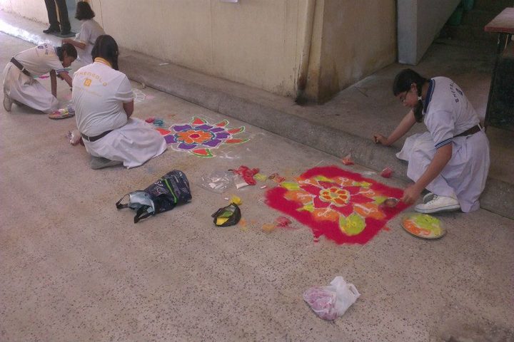 Shemford Futuristic School-Rangoli Competition