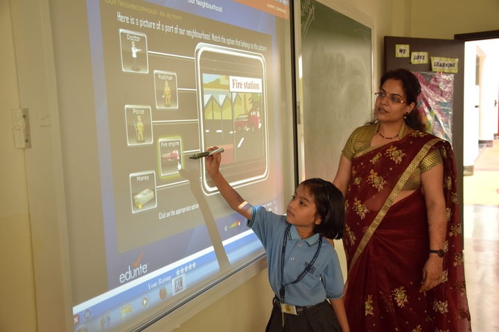 Shri Ram Centennial School-Digital Learning