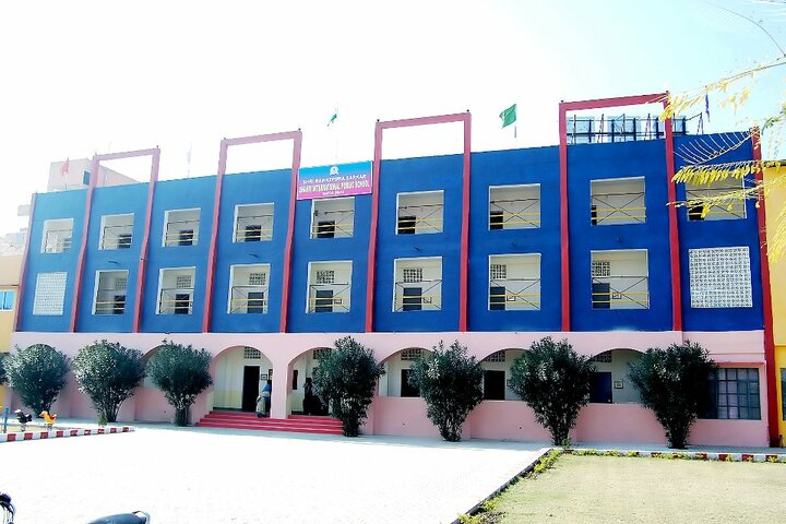 Shri Rawatpura Sarkar Shanti International Public School-School Building