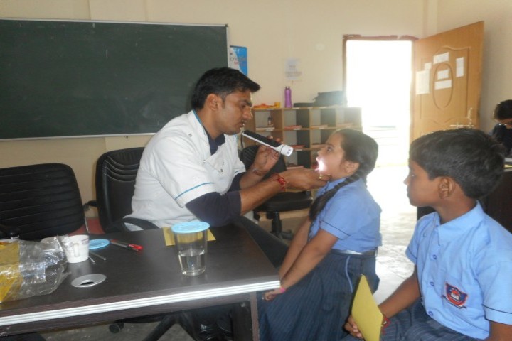 Sit Public School-Medical Camp