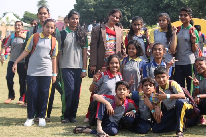 St Annes Higher Secondary School-Picnic