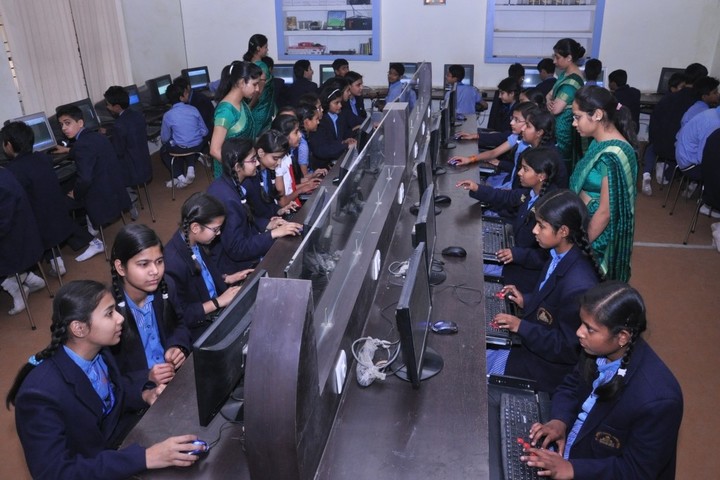 St Teresas School-Computer Lab