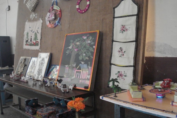 St Teresas School-Craft Making