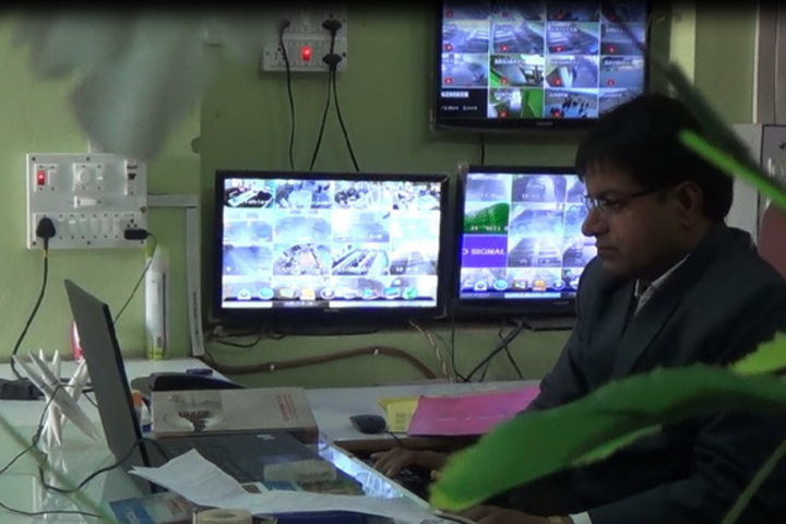 british english school cctv