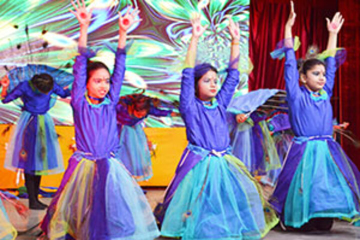 St Josephs Convent Girls Senior Secondary School-Dance Performance