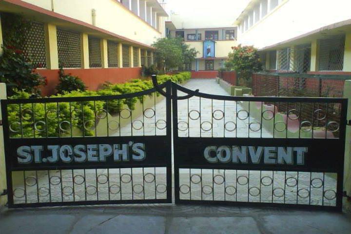 St Josephs Convent H S School-Campus Entrance View