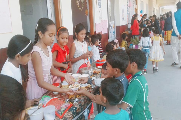 Sumitra Public School-Food Fest