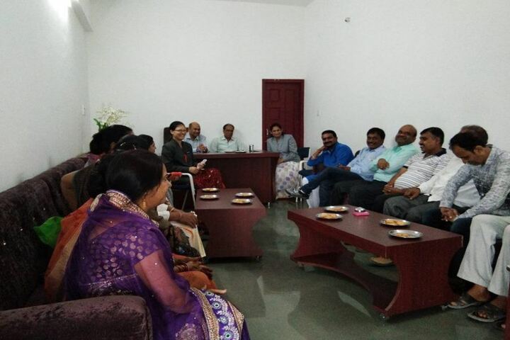 Sunflower English Medium High School Harda-Meeting