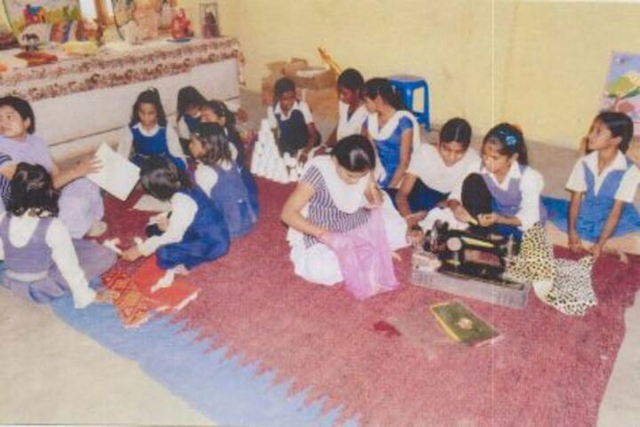 Swami Vivekanand Higher Secondary School-Art