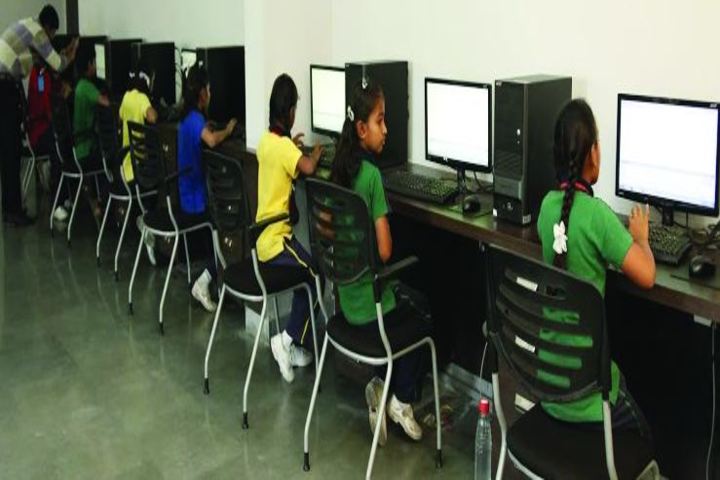 Swami Vivekanand Public School-Computer Labs