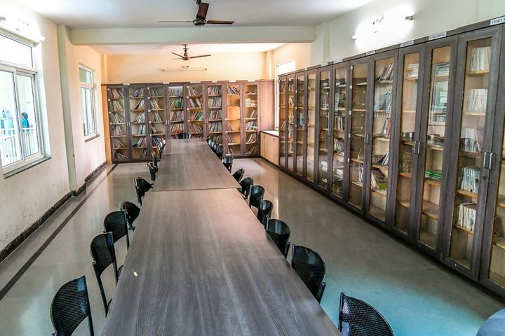 Swami Vivekanand Public School-Library
