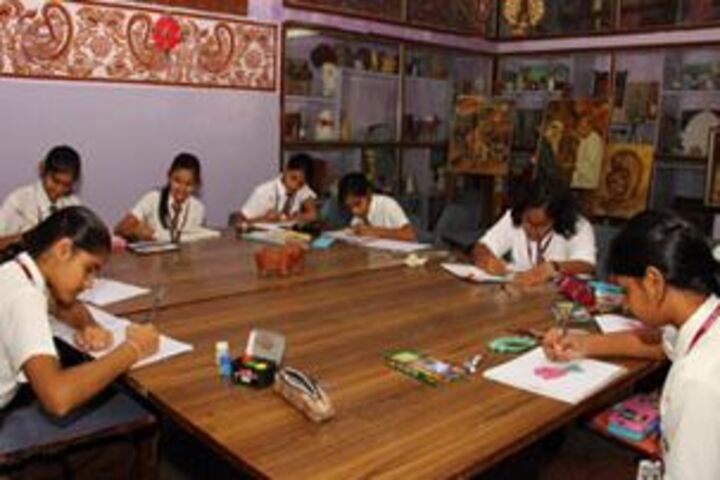 The Aditya Birla Public School-Art and Sculpture