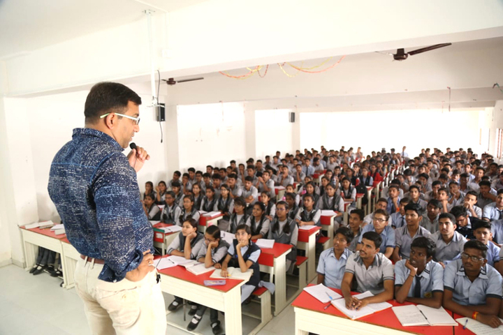The Sardana International School-Seminar