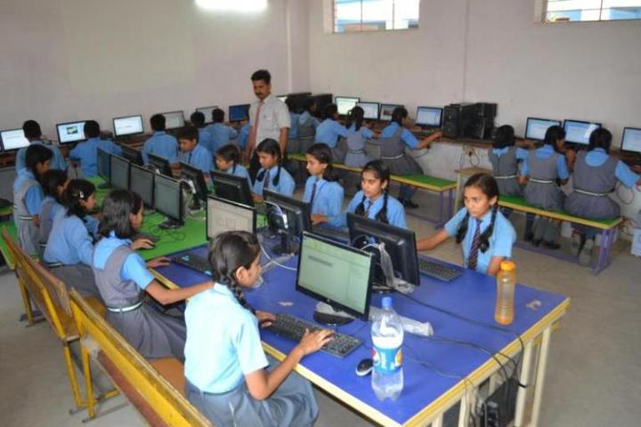 Cambridge Senior Secondary School-Computer Lab