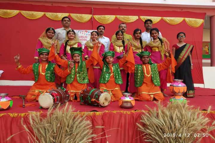 Vidyavati Public Central School-Annual Day