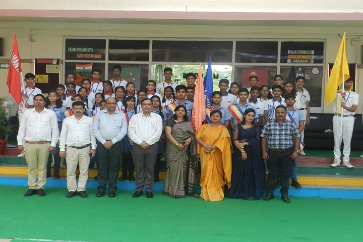 Vivekanand Vidya Vihar-Students and Staff
