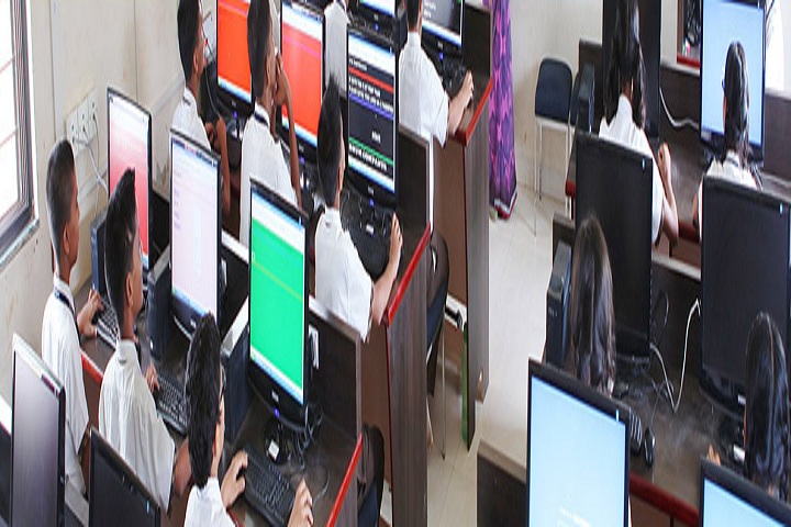 Aaryans School-IT-Lab