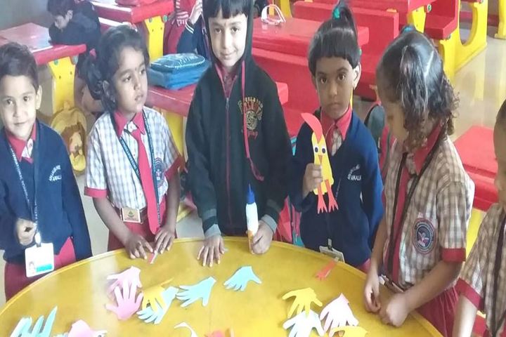 Adv Lalita Patil International School-Crafts