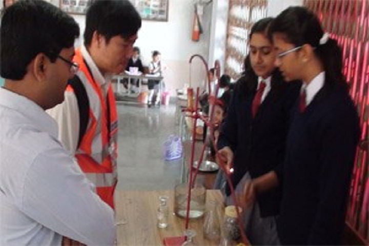 Ambuja Vidya Niketan-Laboratory