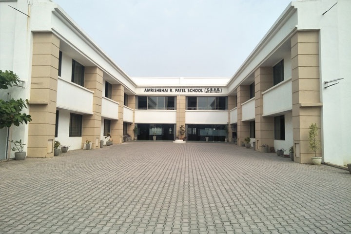 Amrishbhai R Patel School-Campus-View