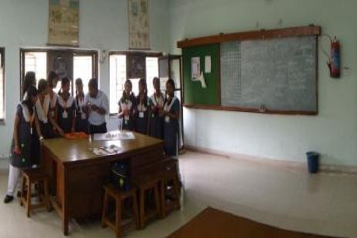 Atomic Energy Central School No 6-Chemistry Lab
