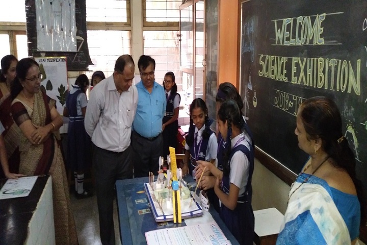 Bharati Vidyapeeth English Medium School-Science Exhibitiion