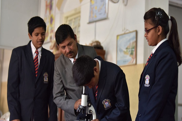 Billimoria High School-Biology Lab