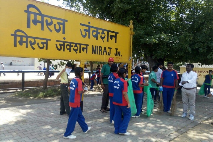 Cambridge School-Swachha Bharat