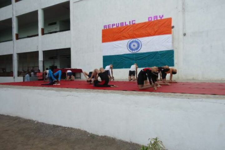 Chate School-Yoga