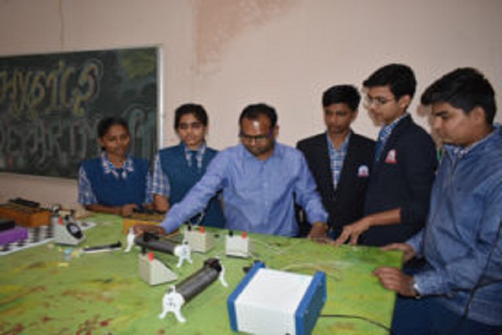 Chhatrapati Shivaji Public School-Physics Lab