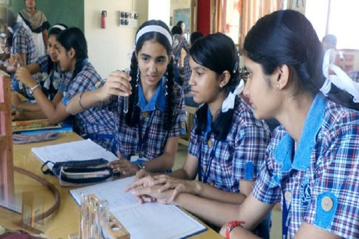 City Pride School-Chemistry Lab