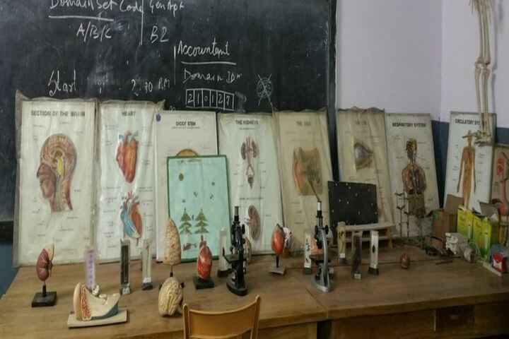 Christ Church Diocesan School-Lab Items