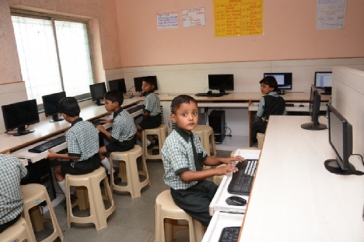 Dnyanvardhini English Medium School-IT-Lab