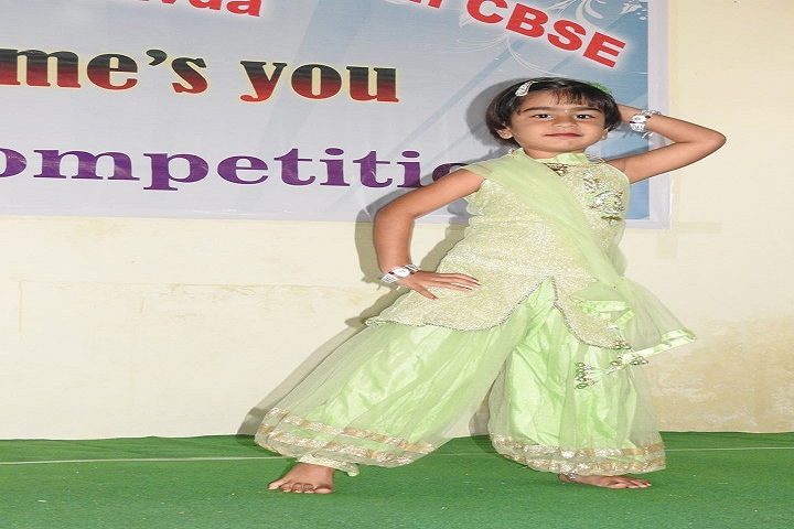 Dr Ulhas Patil English Medium School-Dance