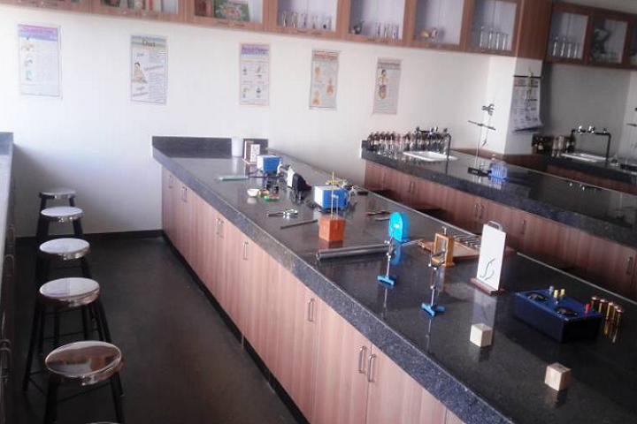 Eon Gyanankur English School-Lab