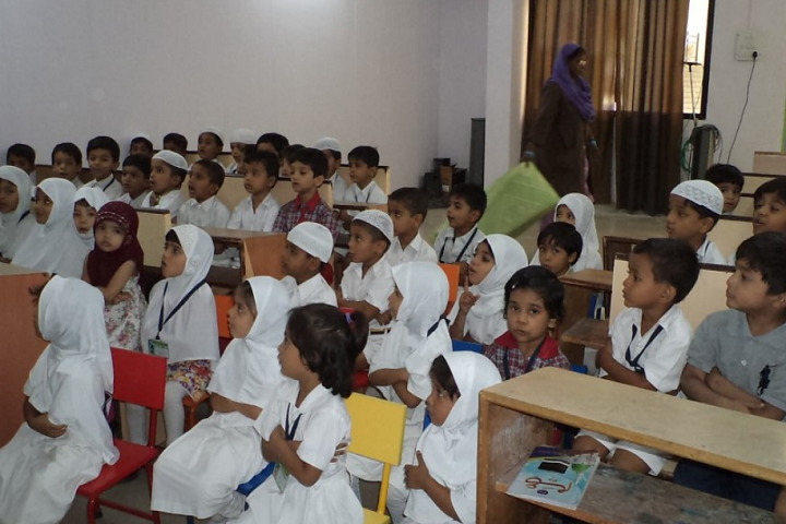Everest Secondary School-Classroom