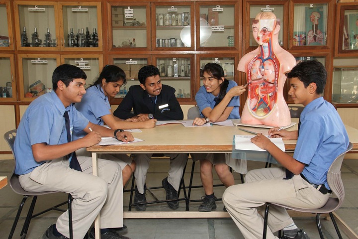 Fort International Academy-Laboratory