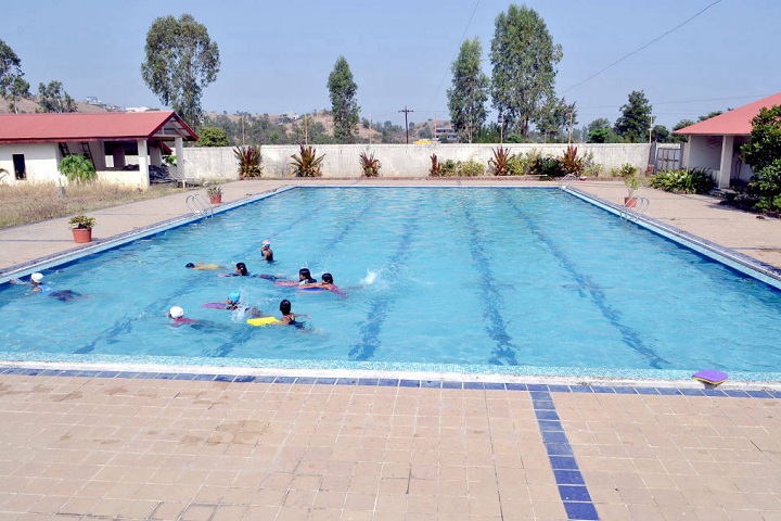 Fort International Academy-Swimmingpool