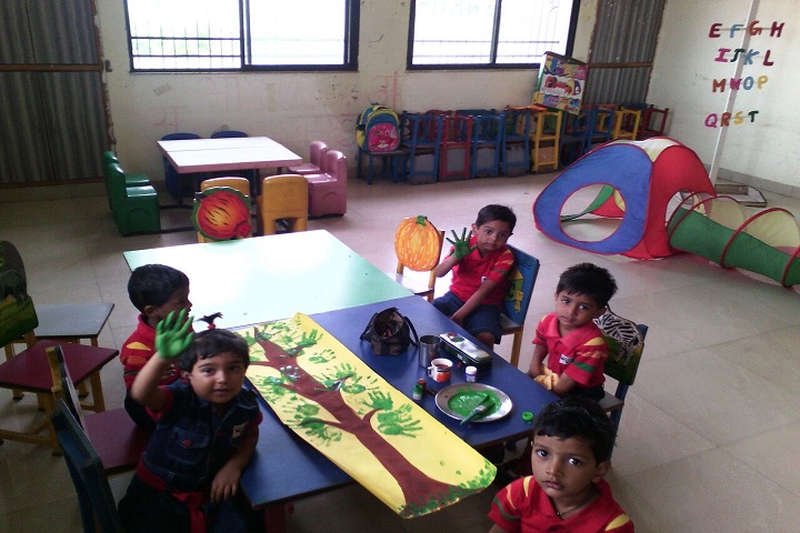 G H Raisoni Vidya Niketan-Art Class
