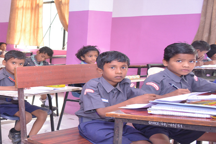 GH Raisoni Vidya Niketan-Classroom
