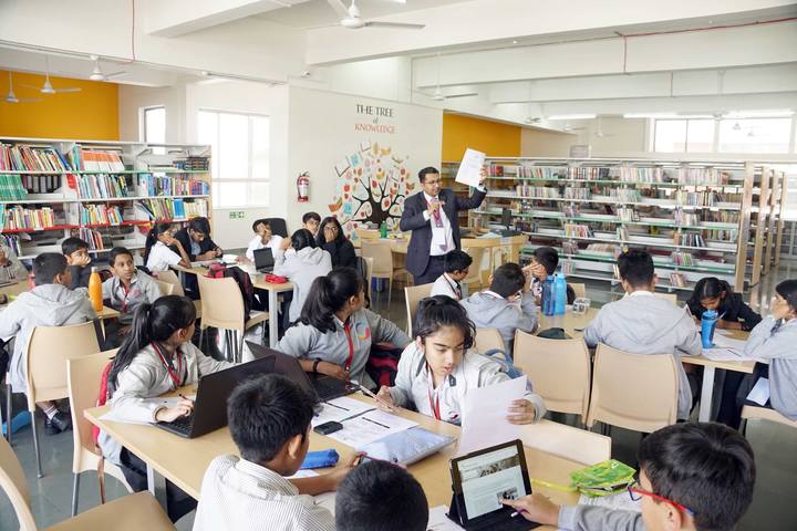 Global Indian International School-Library