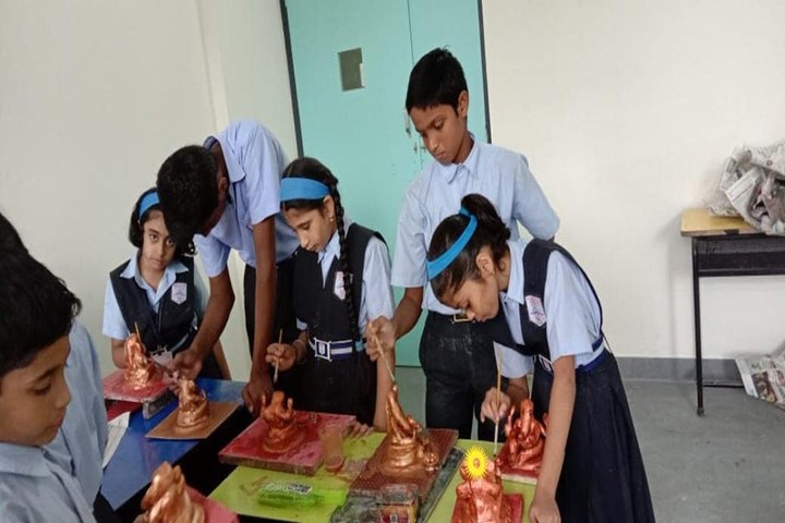 Hadas English Medium School-Clay Modelling