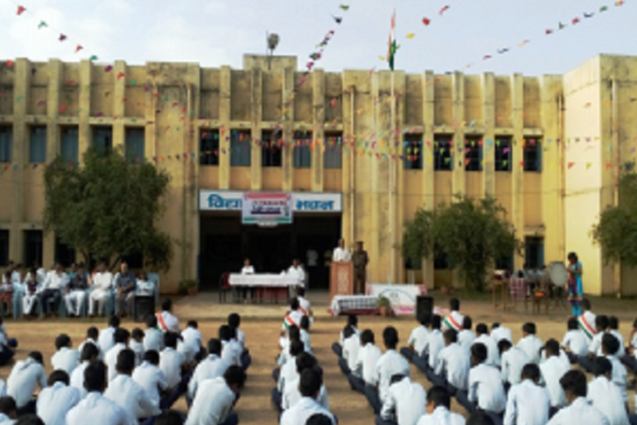 Jawahar Navodaya Vidyalaya-Campus-View front with students