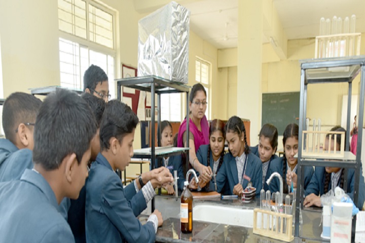 Jaywant International School-Chemistry lab