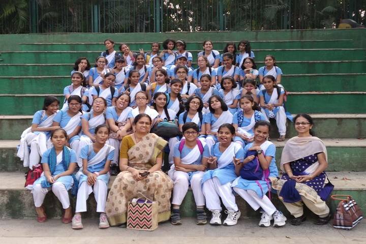 Jnana Prabodhini Prashala-Students