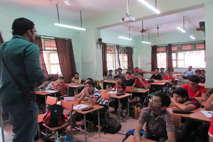 Jnana Prabodhini Prashala-Classroom