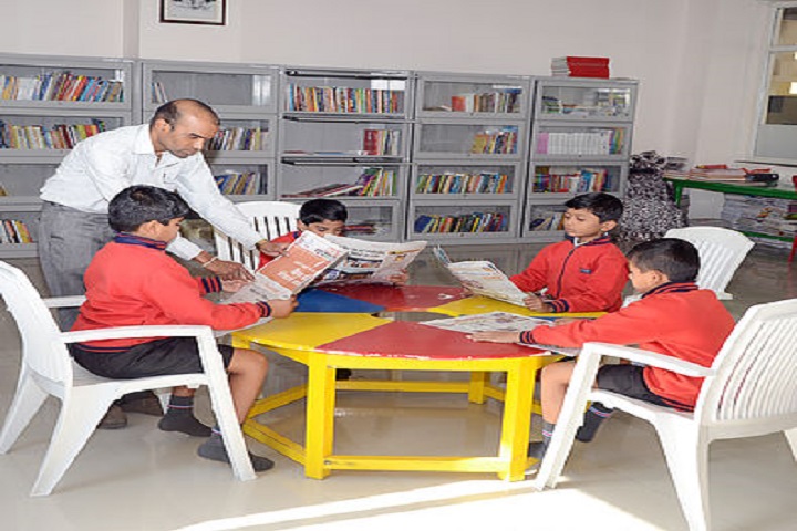 KK Wagh Universal School-Library